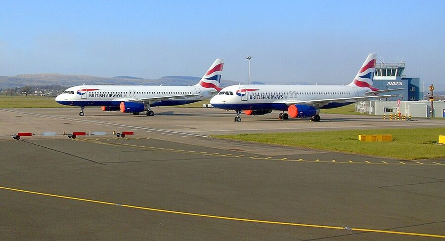 British Airways Airbus A320 at Glasgow Airport stand