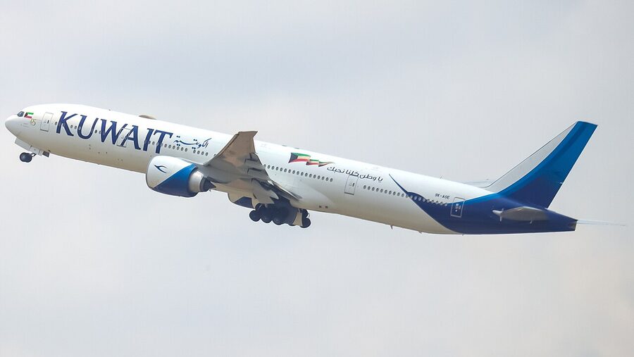 Kuwait Airways Boeing 777-300ER with registration 9K-AOE at Dhaka airport