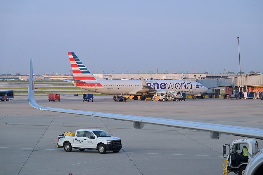 American Airlines Boeing 737-800 at a Chicago OHare airport gate